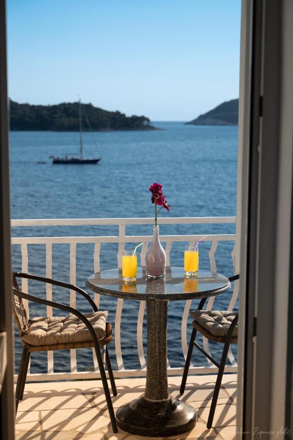 Apartments Lastovo Silic 外观 照片